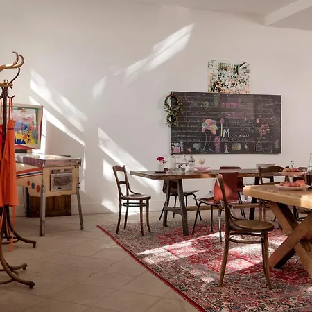 La Maison D'ambronay Pensionat Ambronay