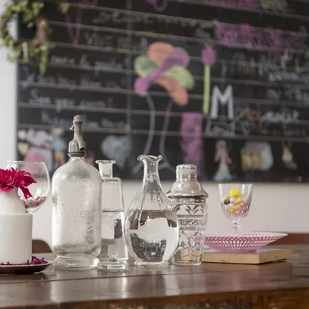 Pensionat La Maison D'ambronay